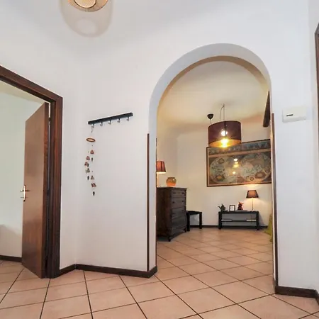 Apartment Piazzadarmi 76 *